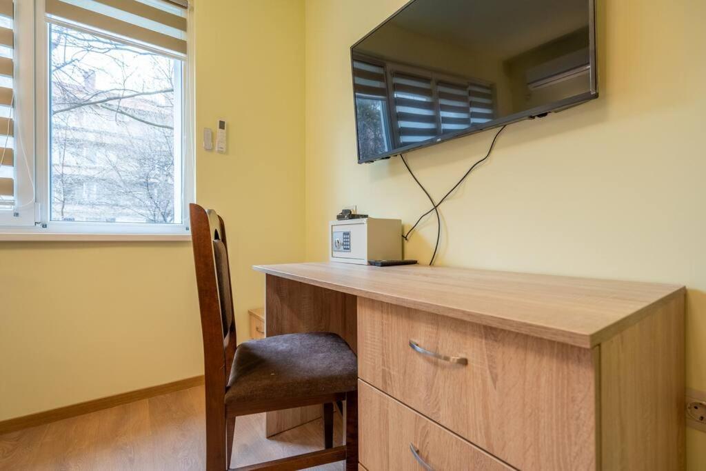 Top Location Central New & Spacious 3 Bdr Apt Medical Academy Σόφια Εξωτερικό φωτογραφία