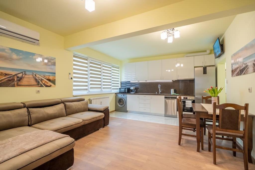 Top Location Central New & Spacious 3 Bdr Apt Medical Academy Σόφια Εξωτερικό φωτογραφία